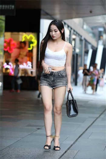 重生空间慕少宠妻要低调