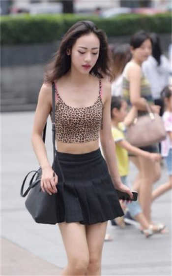 伪娘变装小说