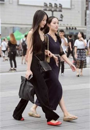 穿越火线葵去衣图