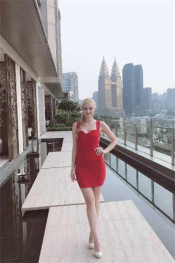 会所佳丽是妻子