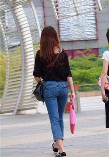 妻子与王校长的秘密