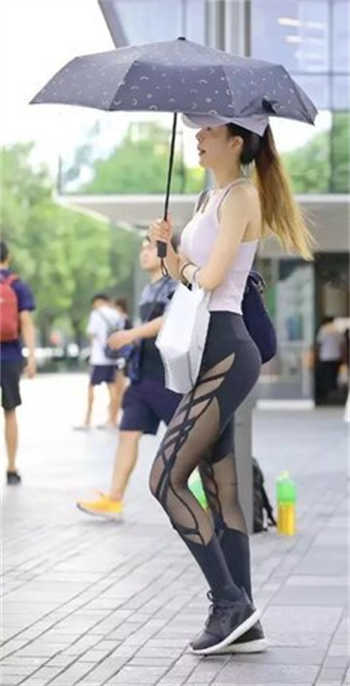 一梳梳到尾 二梳白发齐眉