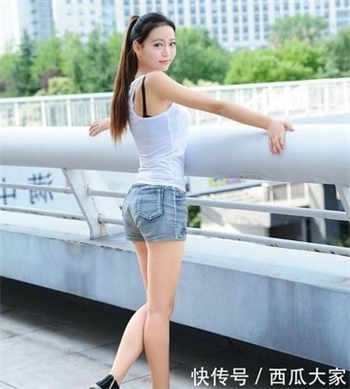 开局收了小舞母女萧龙