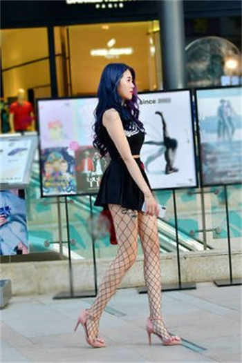 康娜绅士本子全彩