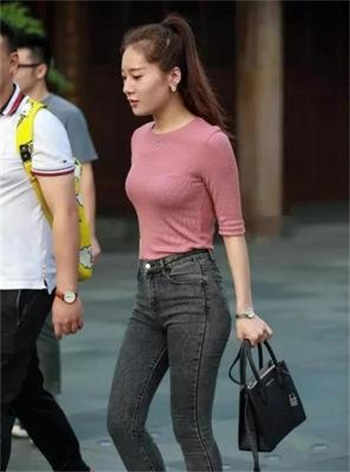 秘密网站入口加载中@