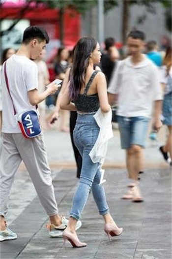 蜜柚直播最新下载地址