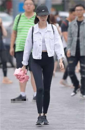 泰国男子娶了8个老婆